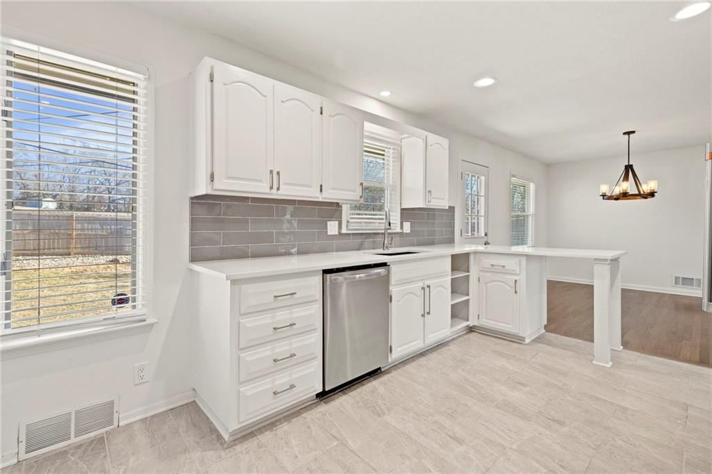 9705 Madison Avenue — photo 9