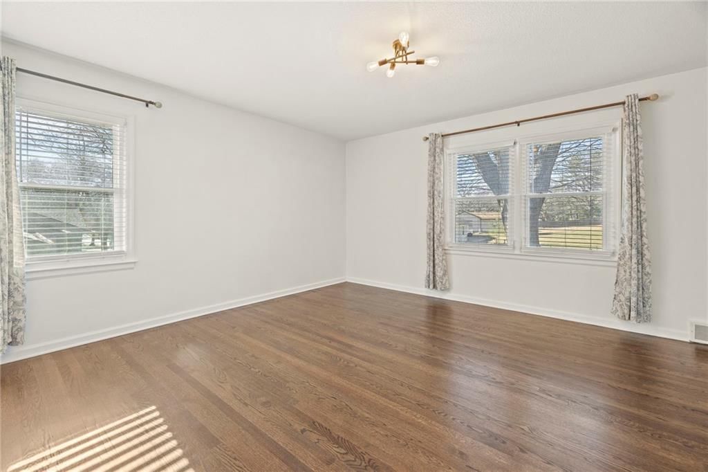 9705 Madison Avenue — photo 11