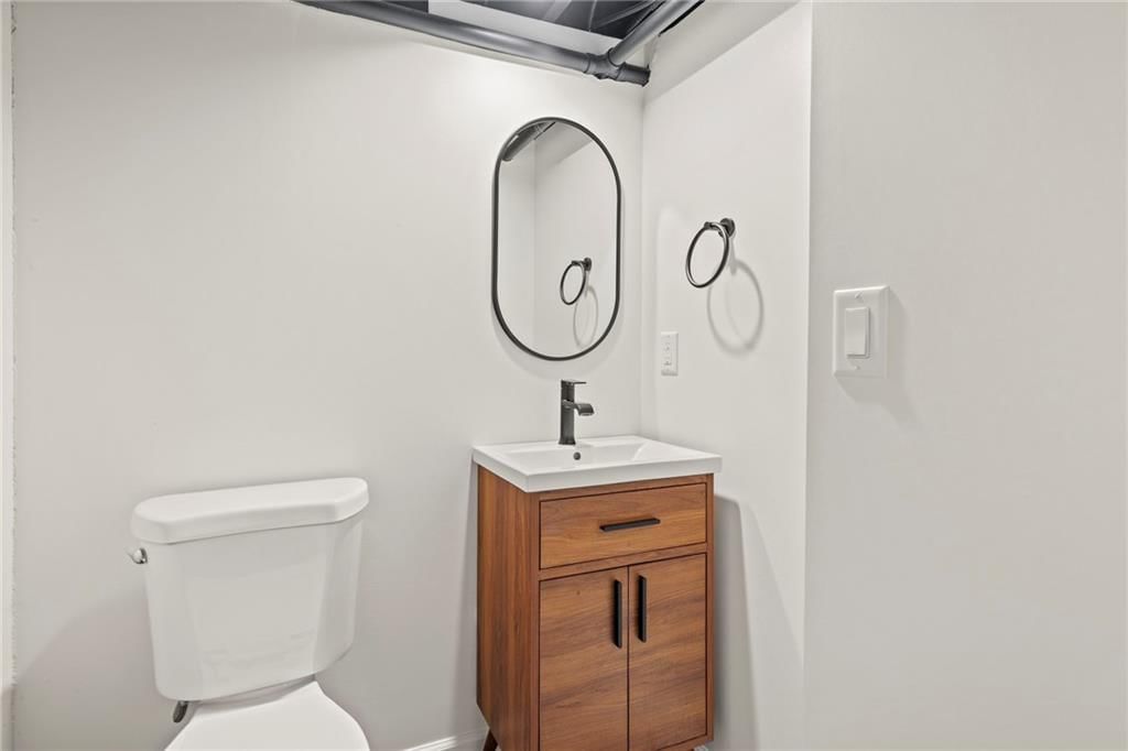9705 Madison Avenue — photo 24