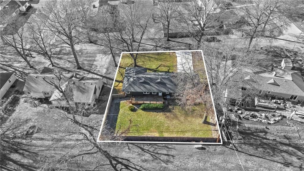 9705 Madison Avenue — photo 30