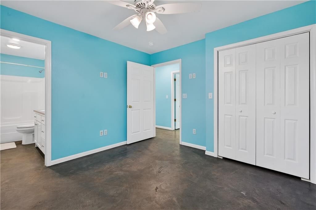 505 E Lee Street — photo 25
