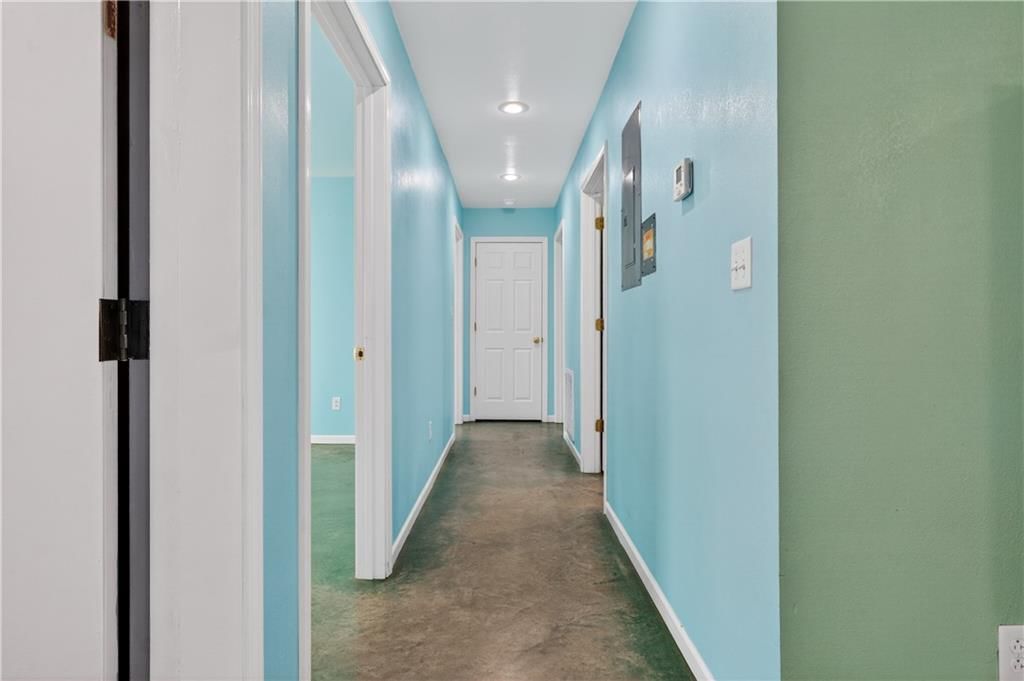 505 E Lee Street — photo 29