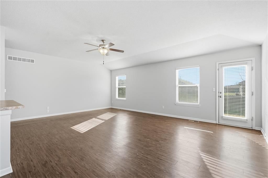 17174 S Pratt Street — photo 9