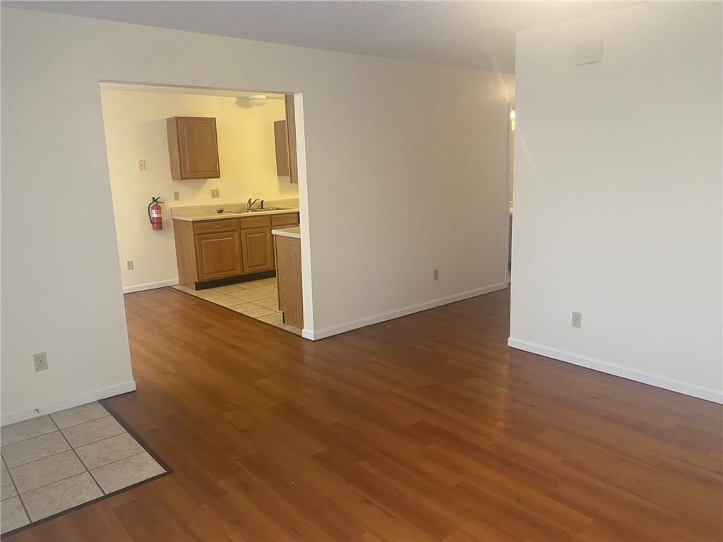 109 Commercial Street — photo 10