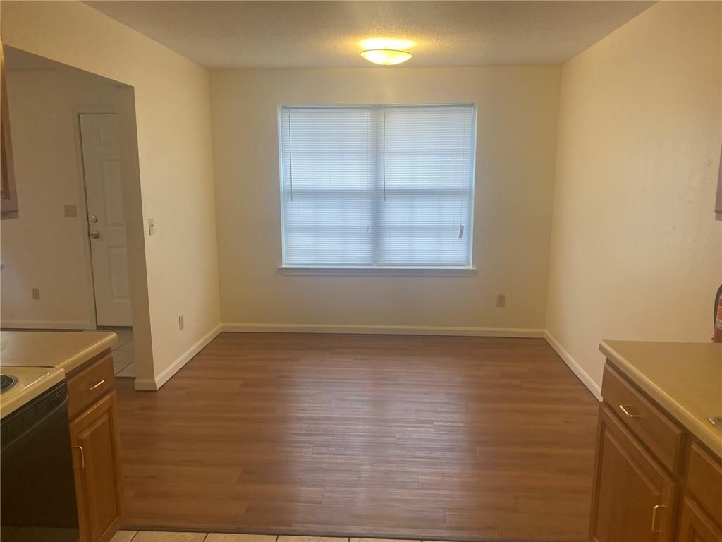 109 Commercial Street — photo 12