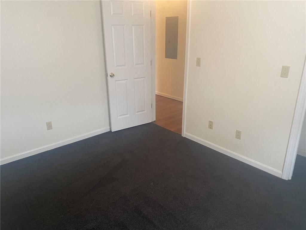 109 Commercial Street — photo 17