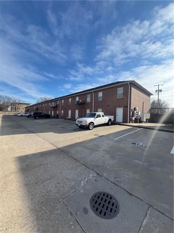 109 Commercial Street — photo 41