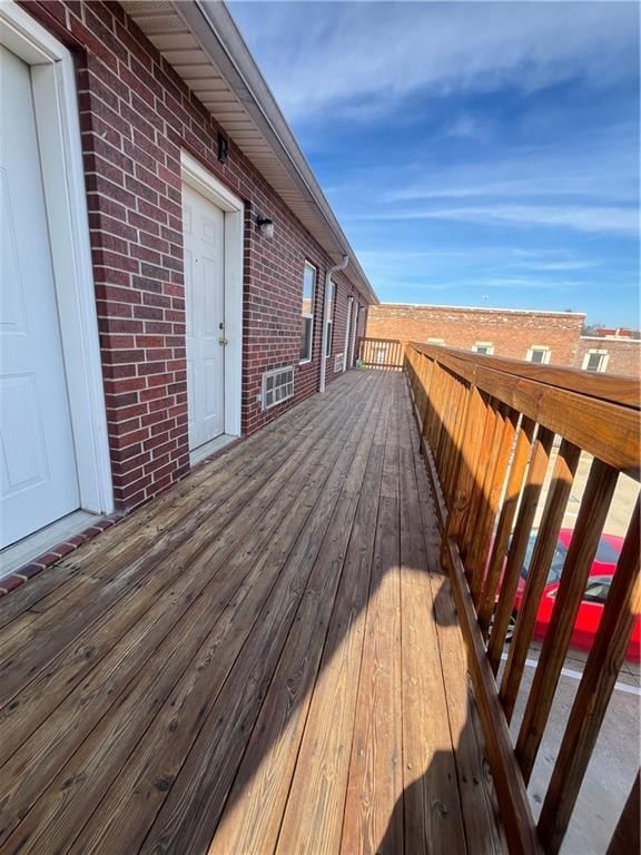 109 Commercial Street — photo 45