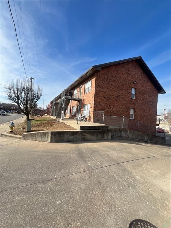 109 Commercial Street — photo 53