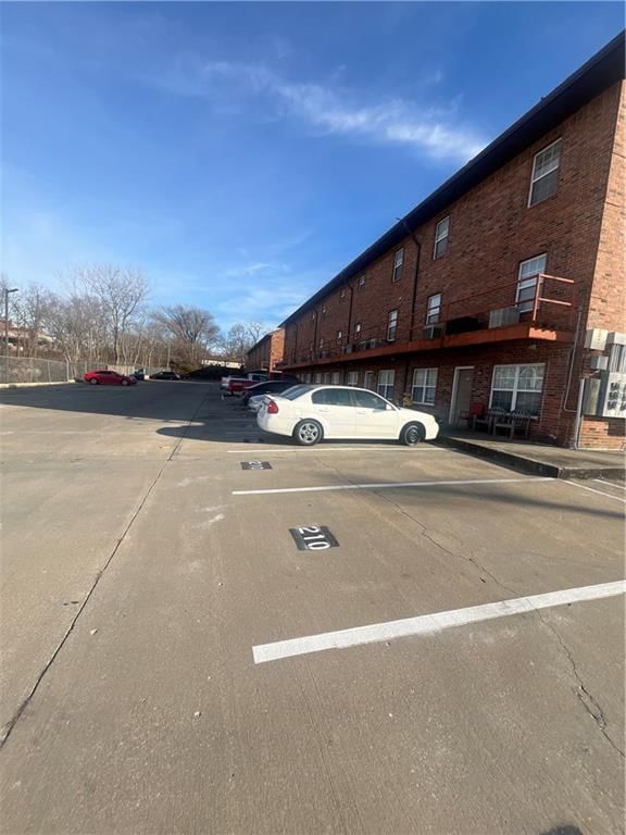 109 Commercial Street — photo 85