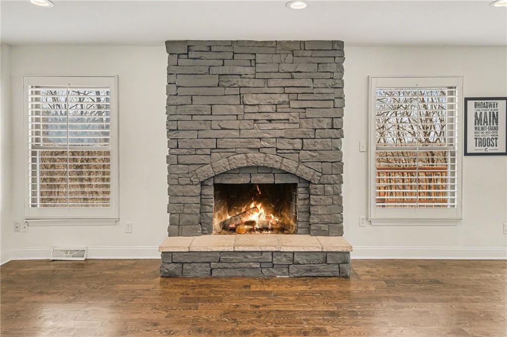 6706 NW Lawson Lane — photo 8