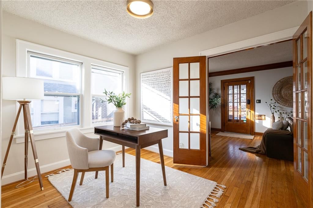 5929 Kenwood Avenue — photo 22