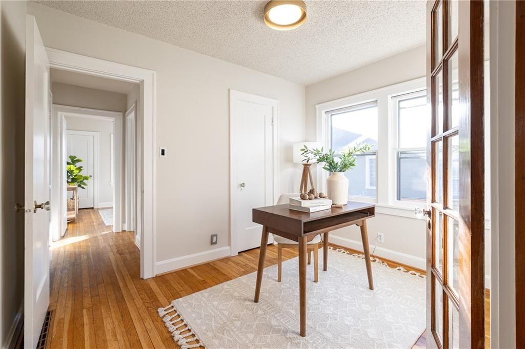 5929 Kenwood Avenue — photo 23