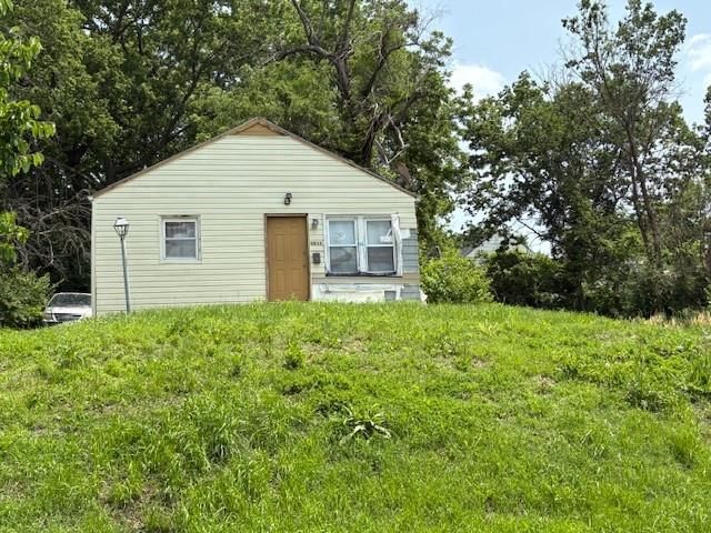 4327 Mersington Avenue, Kansas City, MO