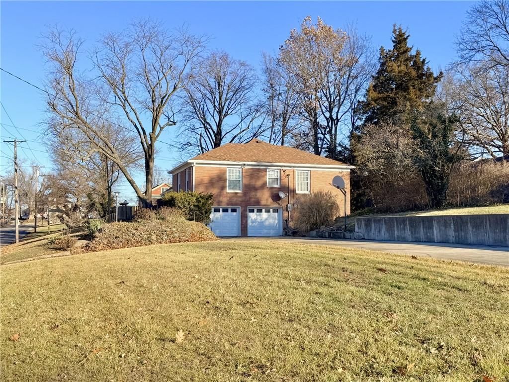 502 Ridgeway Street — photo 2