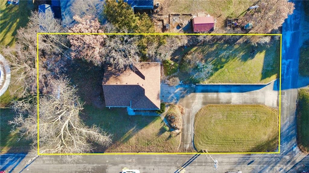502 Ridgeway Street — photo 27