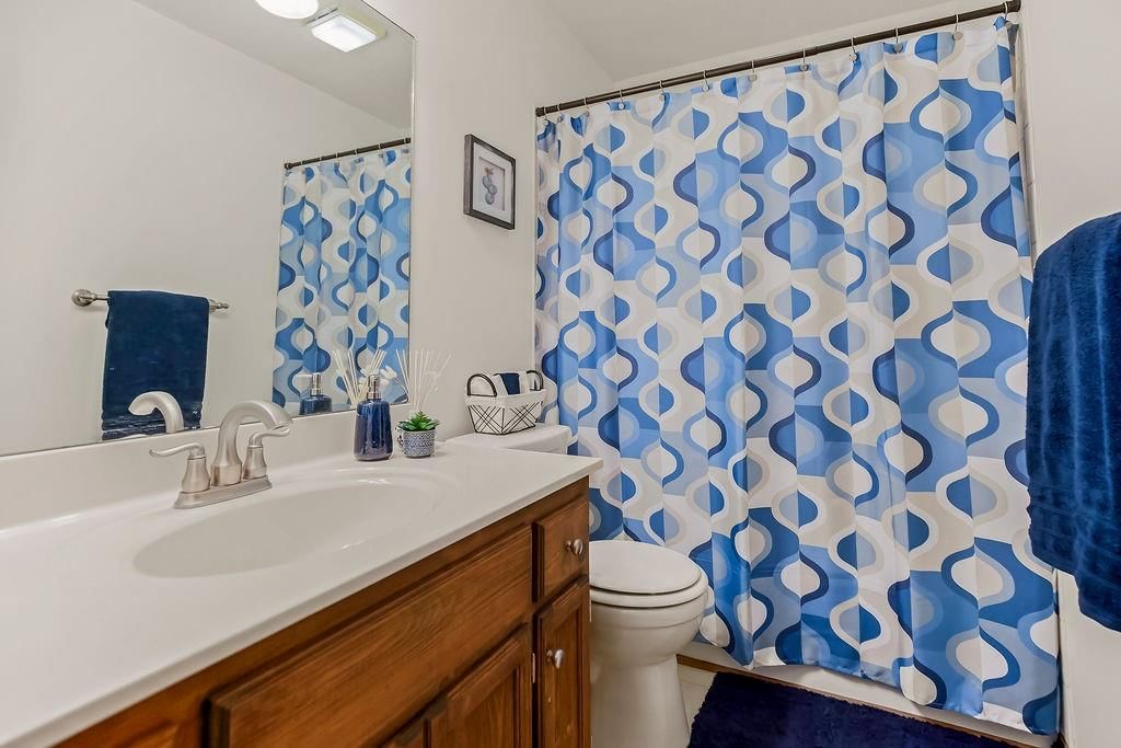211 SW Cross Creek Drive — photo 16