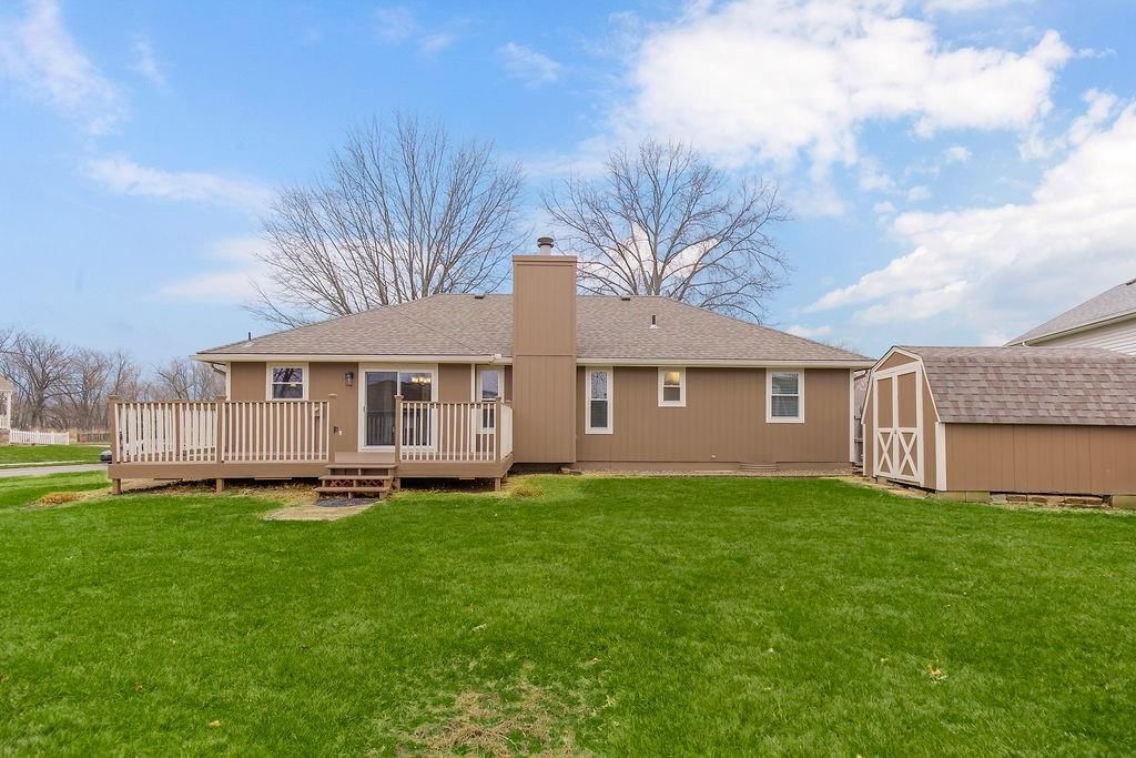 211 SW Cross Creek Drive — photo 25