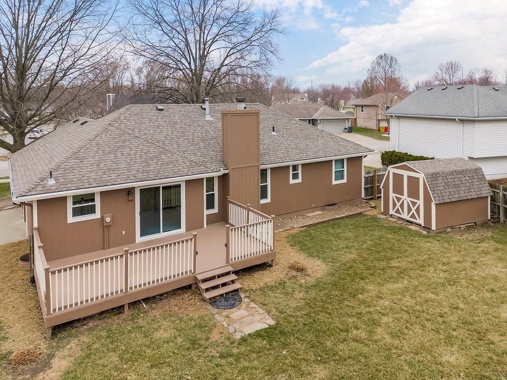 211 SW Cross Creek Drive — photo 28