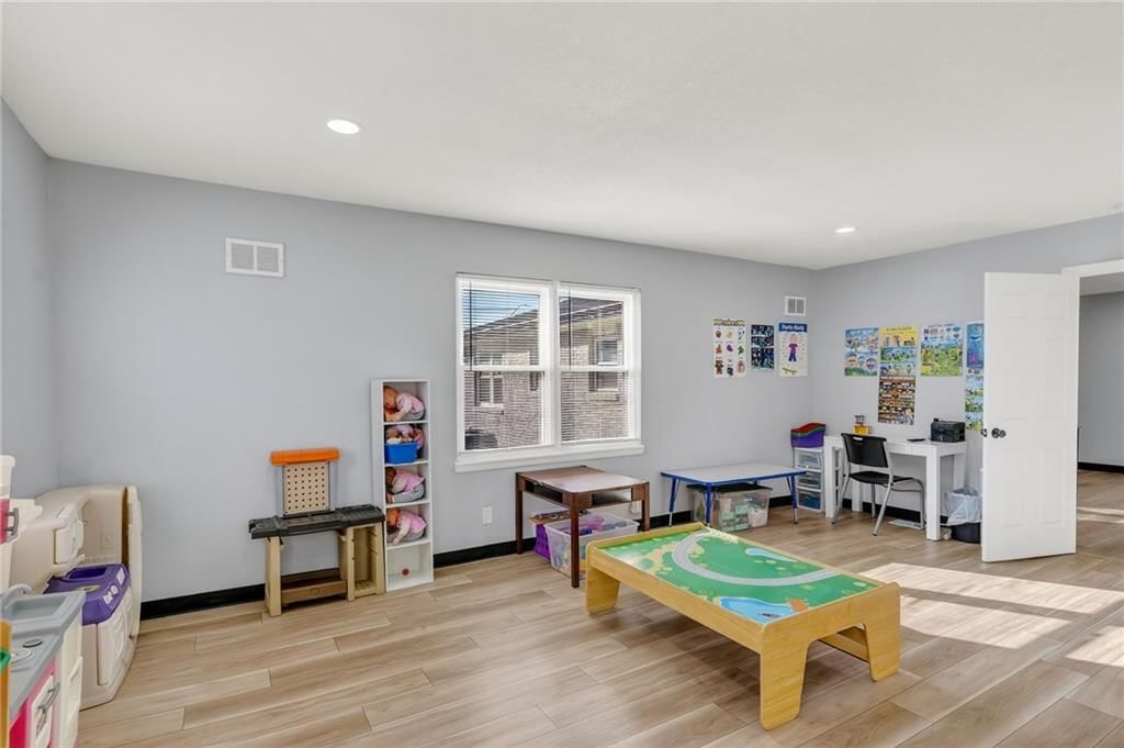 10601 Blue Ridge Boulevard — photo 23