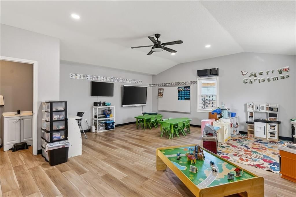 10601 Blue Ridge Boulevard — photo 24