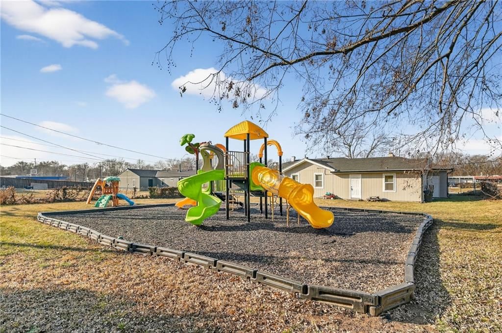 10601 Blue Ridge Boulevard — photo 44