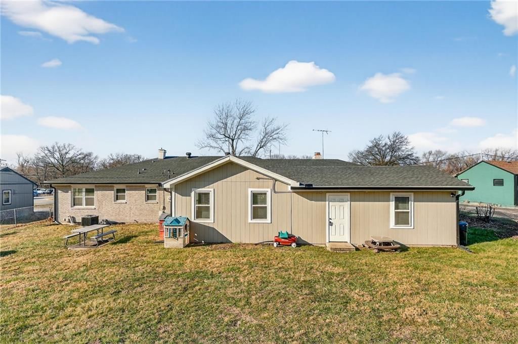 10601 Blue Ridge Boulevard — photo 48