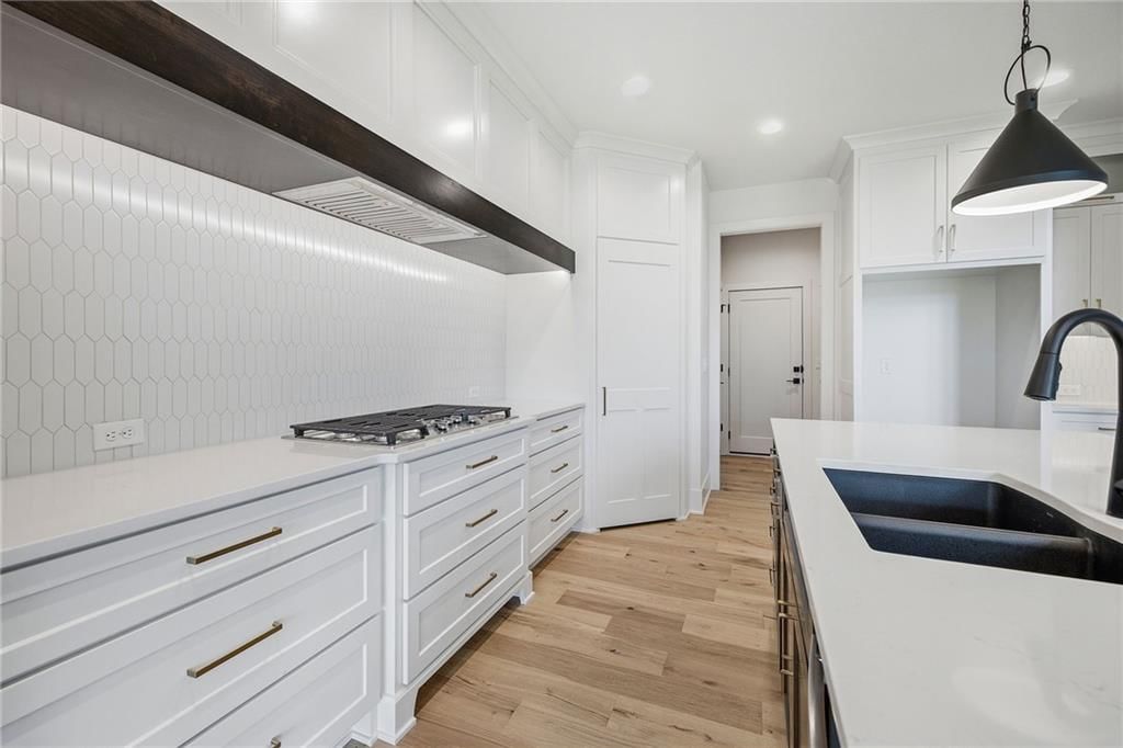 1004 Wilds Parkway — photo 18