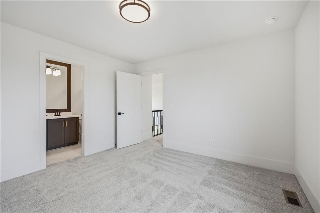 1004 Wilds Parkway — photo 41