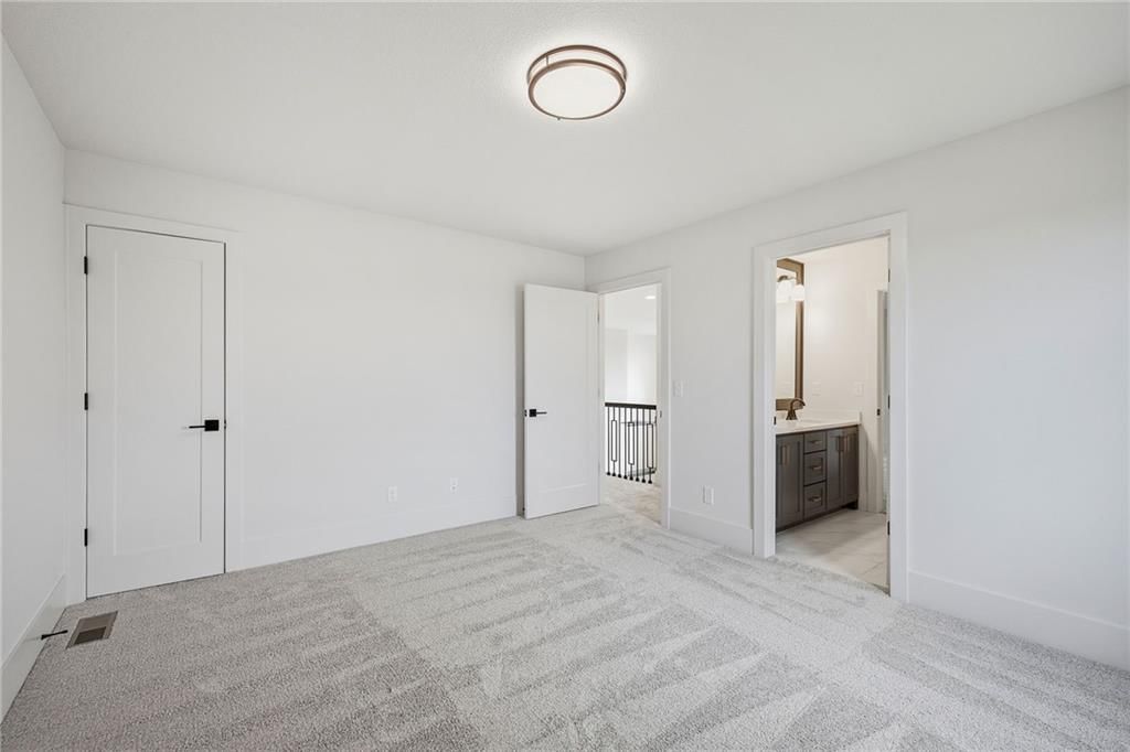 1004 Wilds Parkway — photo 44