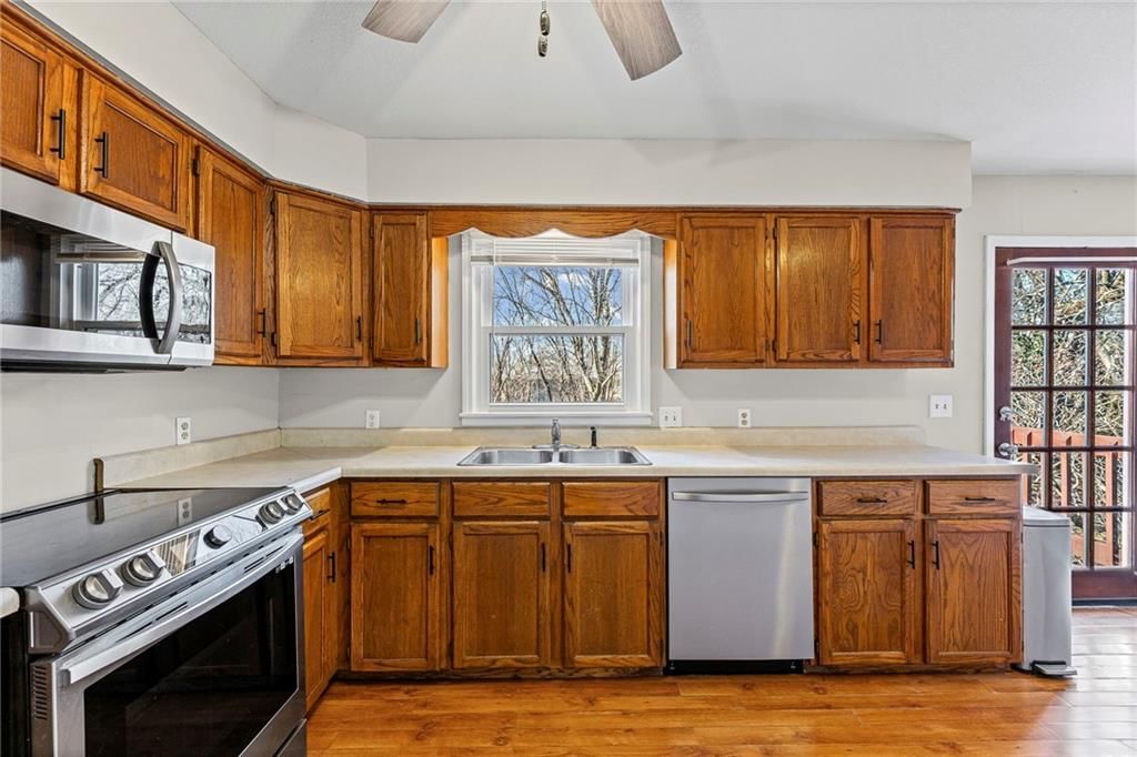 808 S Pearl Street — photo 15