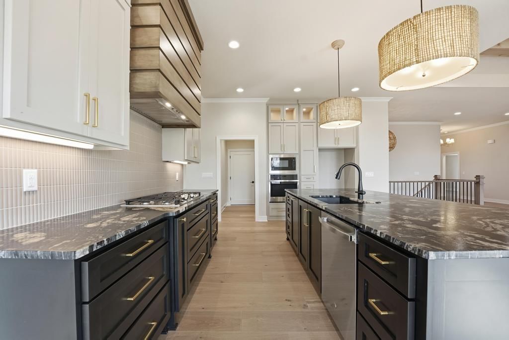4300 NE Hideaway Drive — photo 13