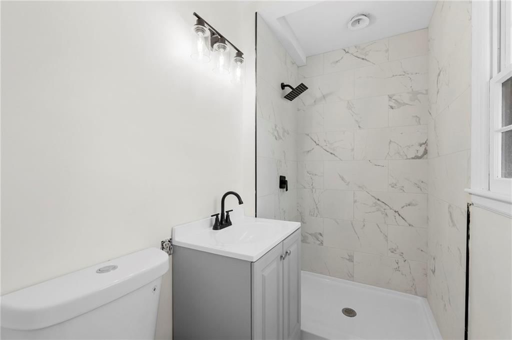 3528 NE 47th Street — photo 14
