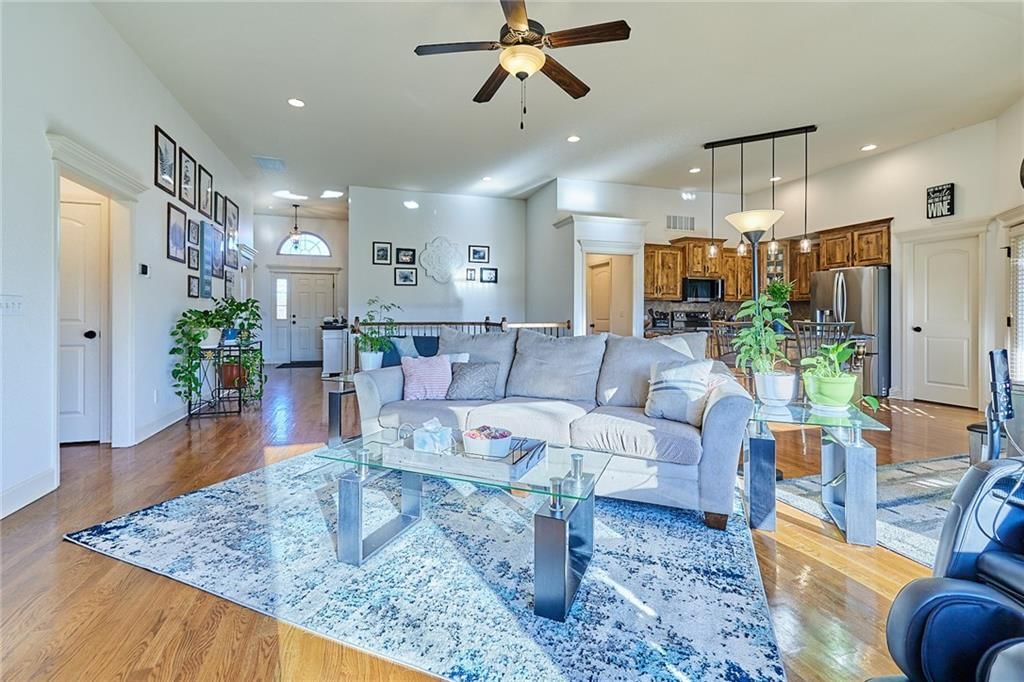 707 Tomahawk Court — photo 27