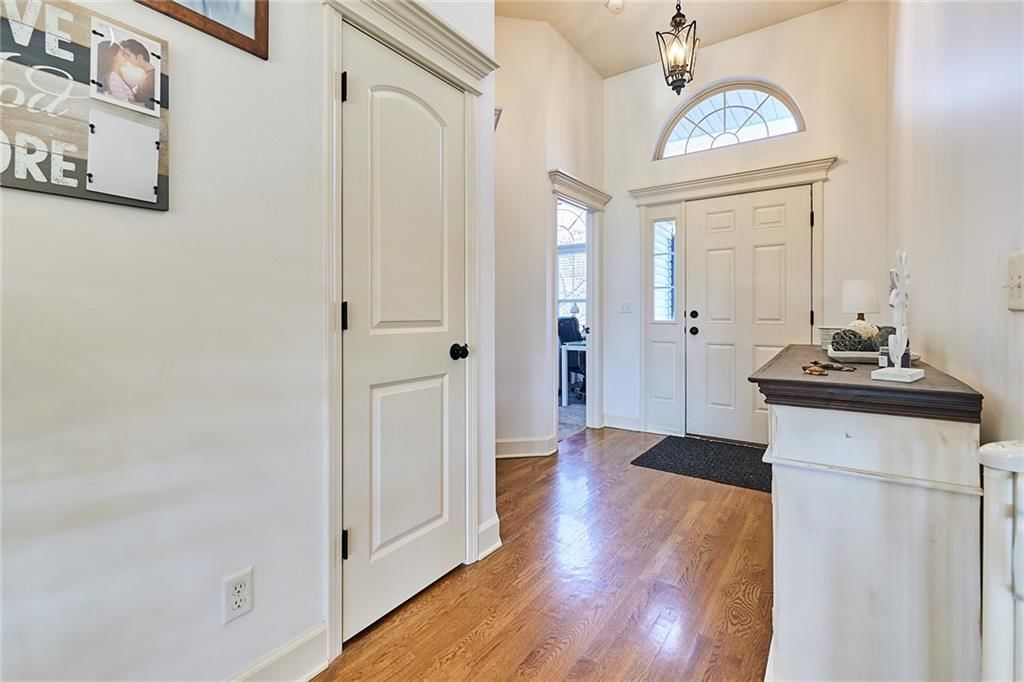707 Tomahawk Court — photo 30