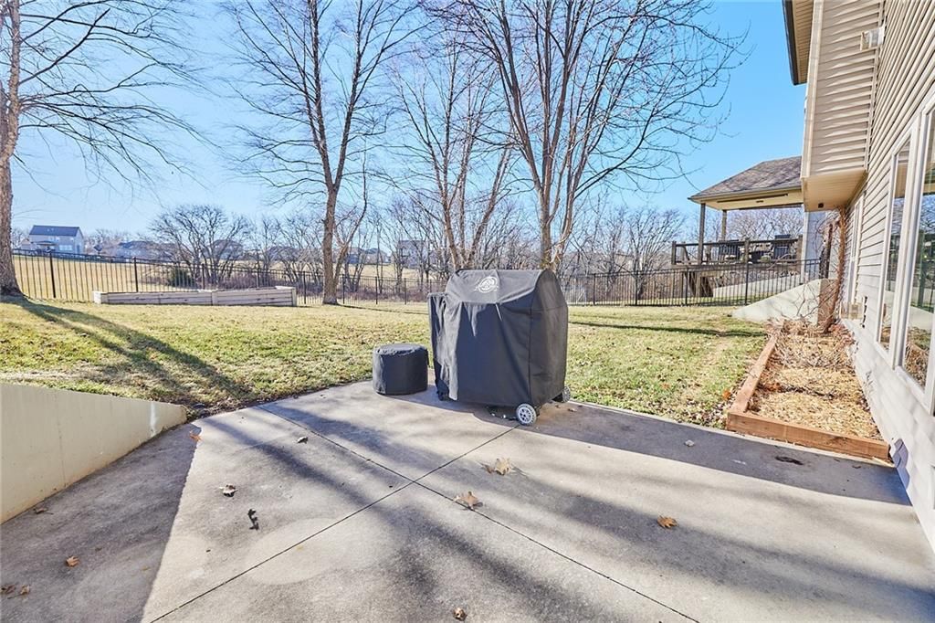 707 Tomahawk Court — photo 38