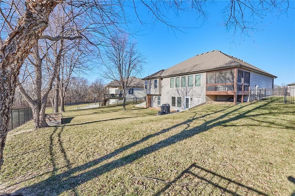 707 Tomahawk Court — photo 39