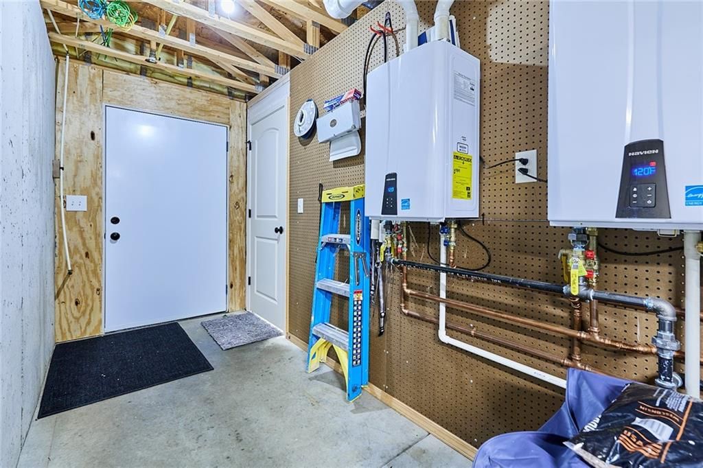 707 Tomahawk Court — photo 47