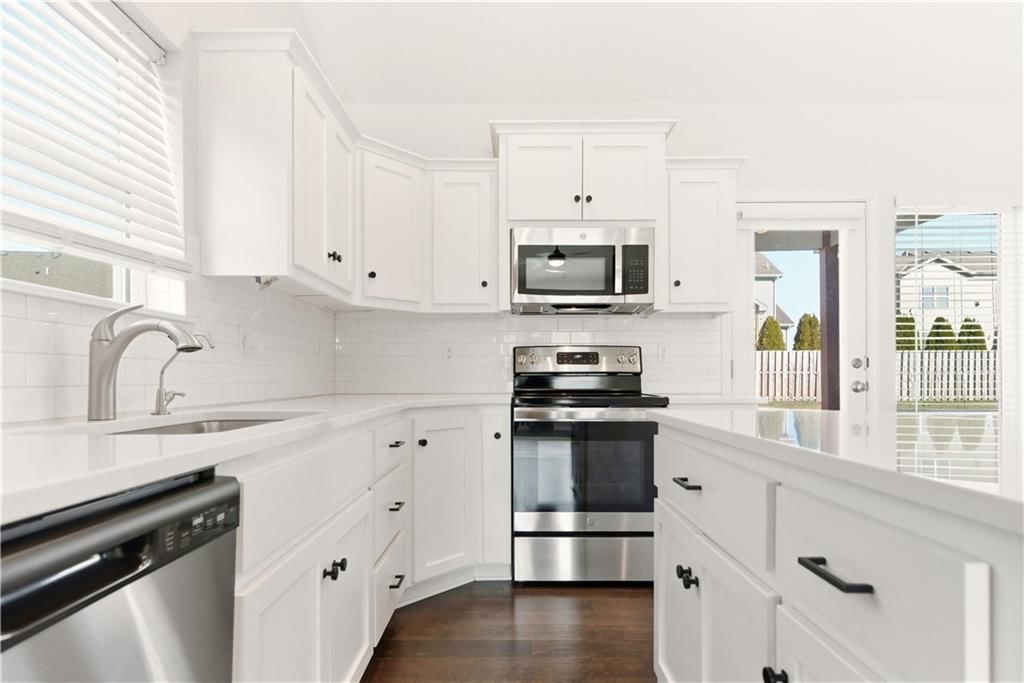 6008 NE 119th Street — photo 15