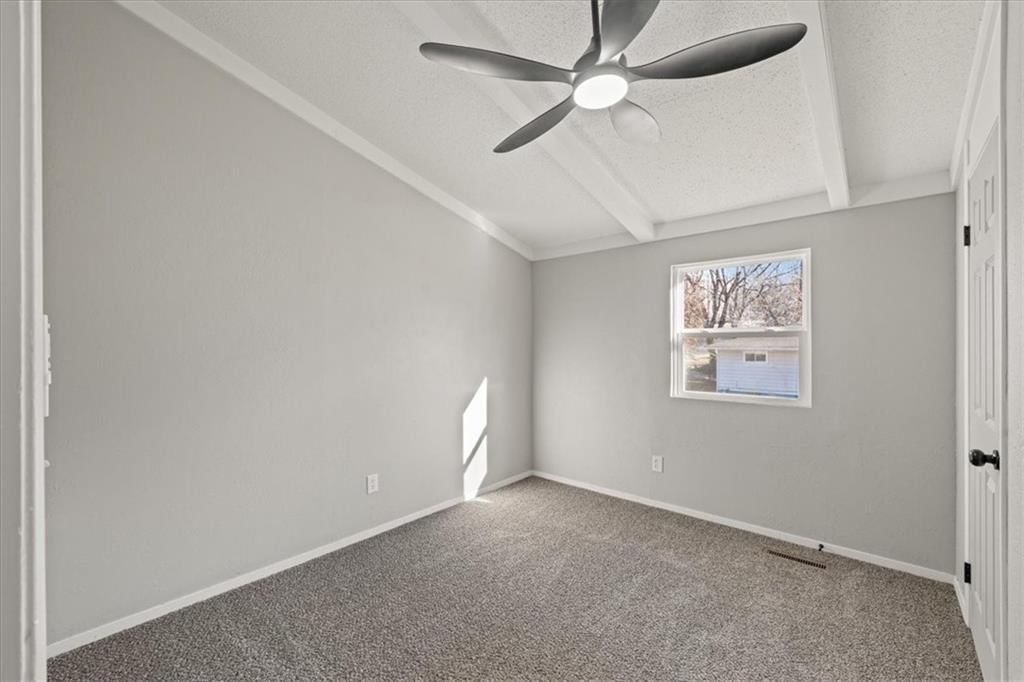 4027 E 45th Street — photo 14