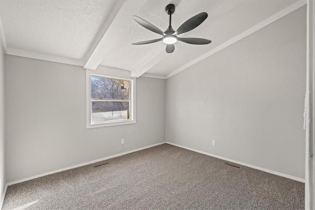4027 E 45th Street — photo 16