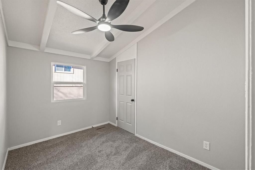 4027 E 45th Street — photo 20