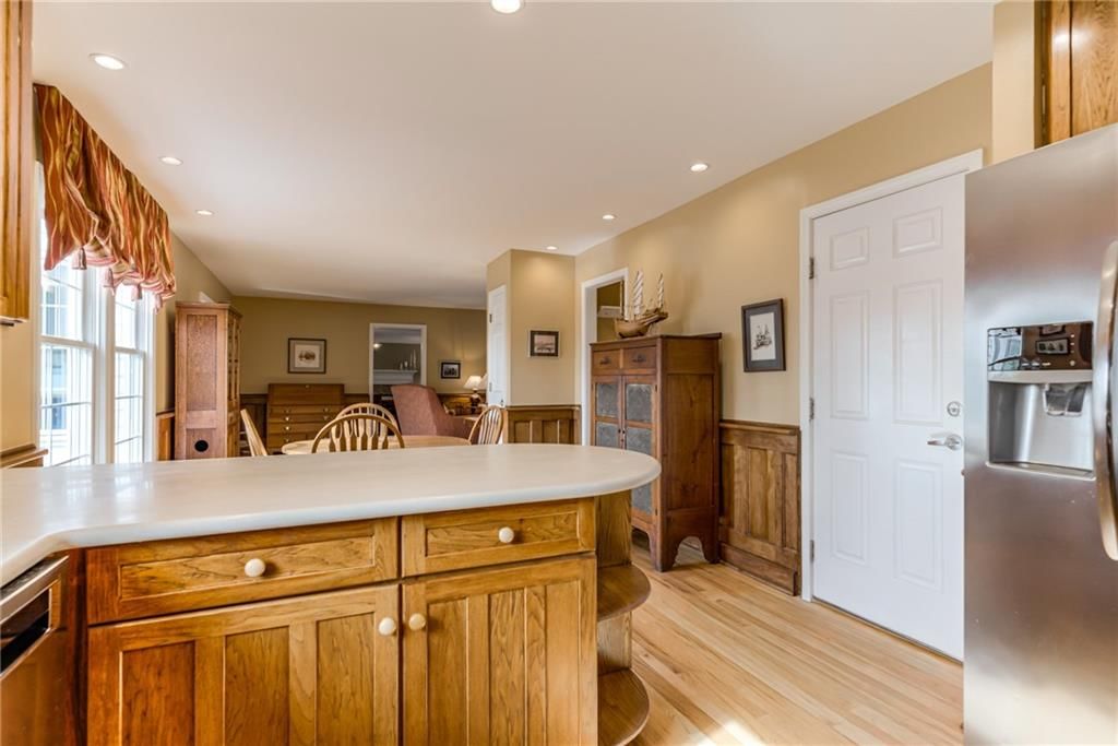 5709 W 164 Street — photo 16