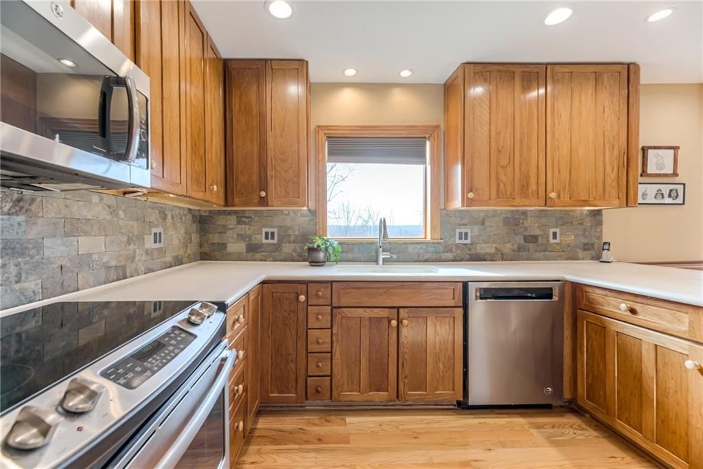5709 W 164 Street — photo 18