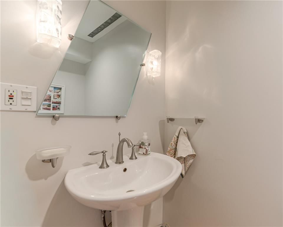 5709 W 164 Street — photo 19