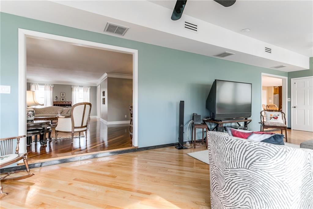 5709 W 164 Street — photo 25