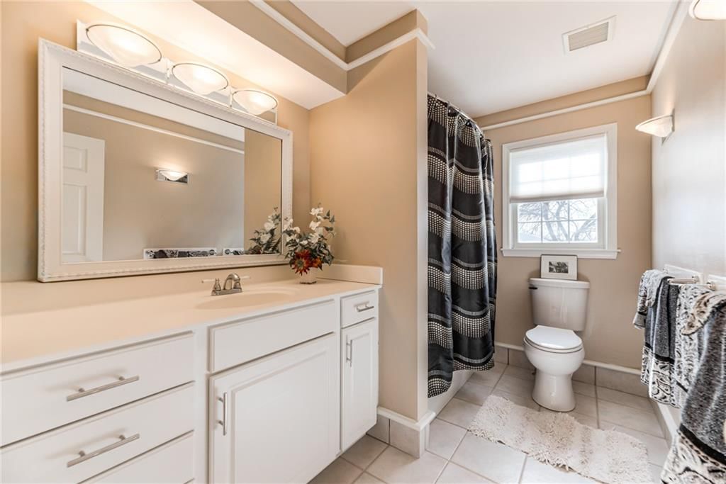 5709 W 164 Street — photo 44