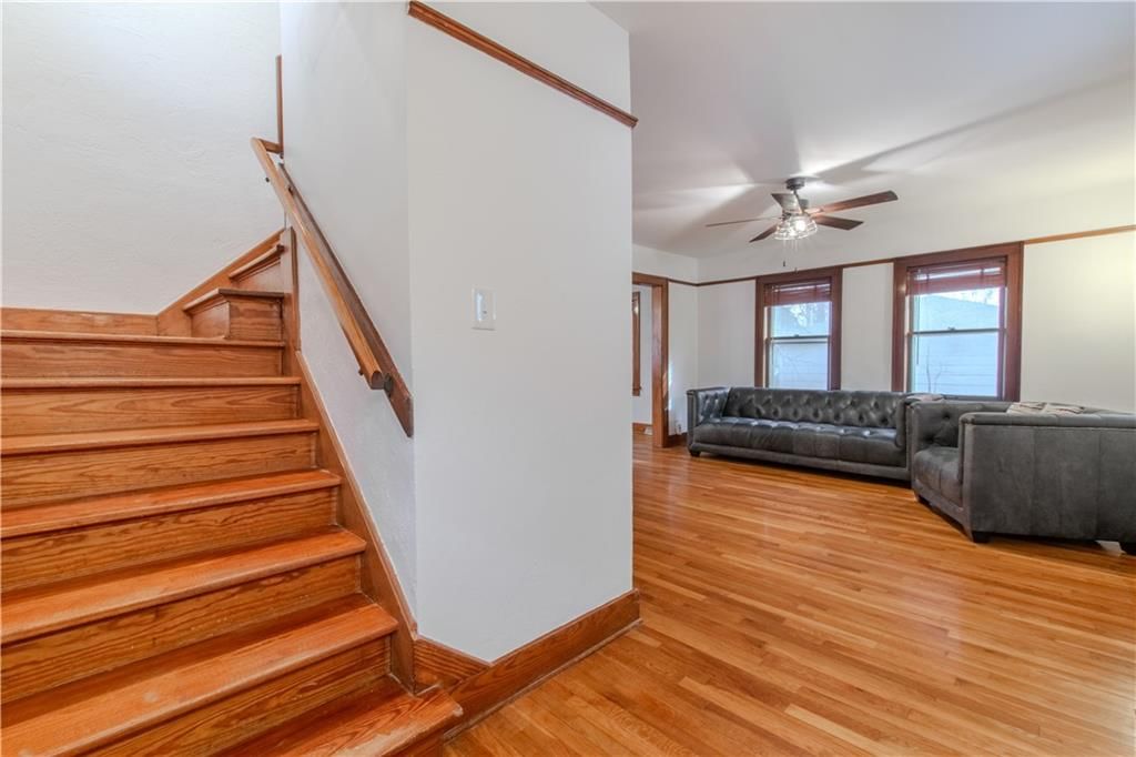904 Pinkston Street — photo 4