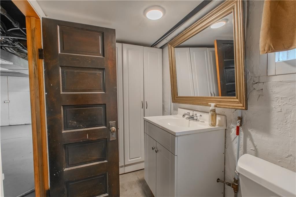 904 Pinkston Street — photo 37