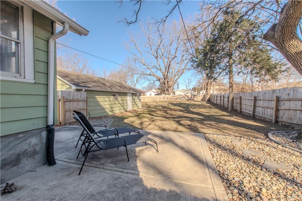 904 Pinkston Street — photo 44